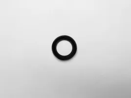 Сальник свечного колодца 