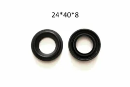 Сальник свечного колодца 24*40*8