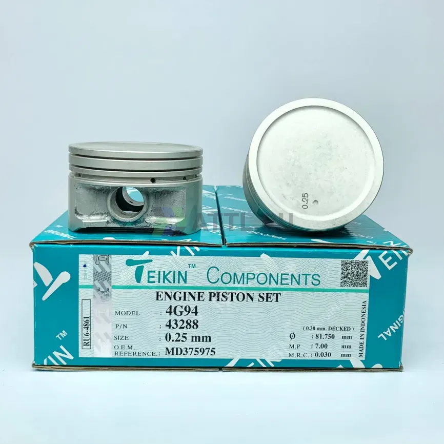 Комплект поршней 4G94 фото 1