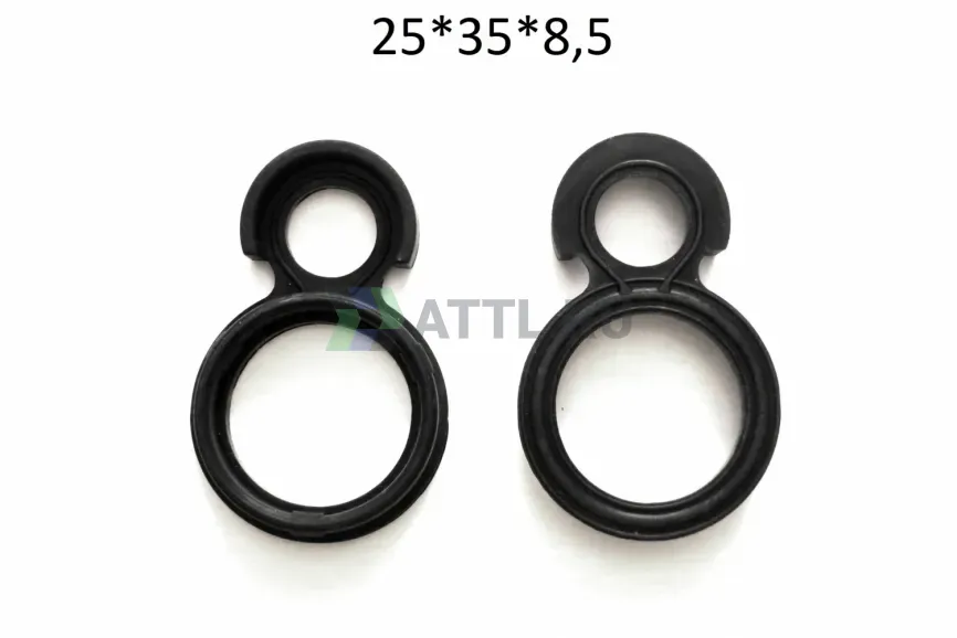 Сальник свечного колодца фото 1