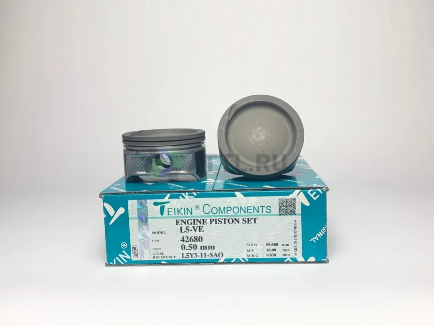 Комплект поршней L5-VE фото 1